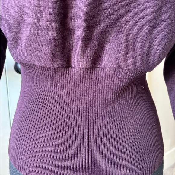 Axcess Liz Claiborne Sweater - Picture 8 of 8